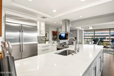 $1,350,000 | 7141 East Rancho Vista Drive, Unit 5001, Scottsdale, AZ 85251