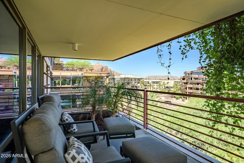 $1,350,000 | 7141 East Rancho Vista Drive, Unit 5001, Scottsdale, AZ 85251