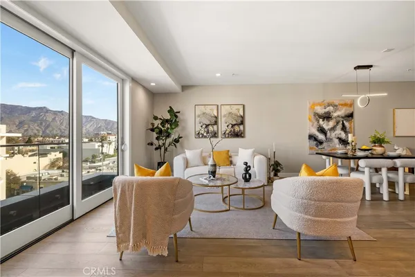 $1,085,000 | 39 South Los Robles Avenue, Unit 6010, Pasadena, CA 91101