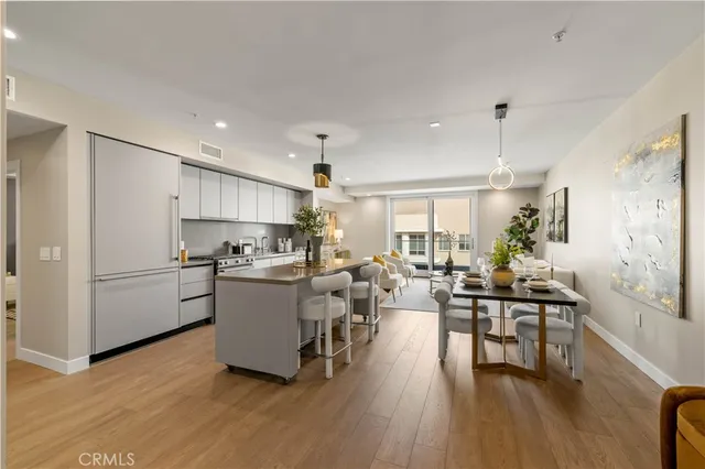 $1,185,000 | 39 South Los Robles Avenue, Unit 6010, Pasadena, CA 91101