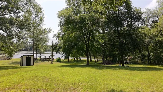 $55,000 | 8790 Southwest Lake Drive, Lathrop, MO 64465