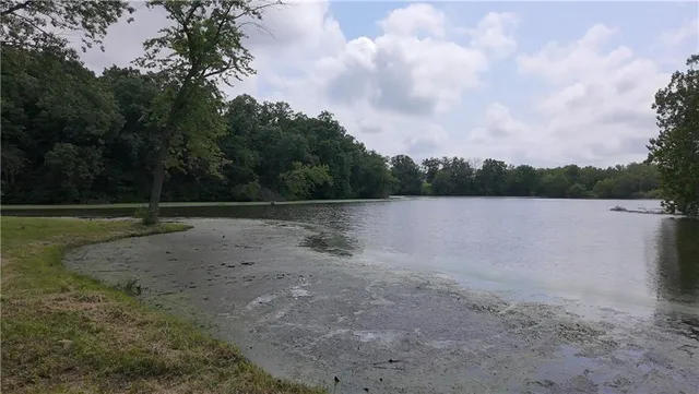 $55,000 | 8790 Southwest Lake Drive, Lathrop, MO 64465