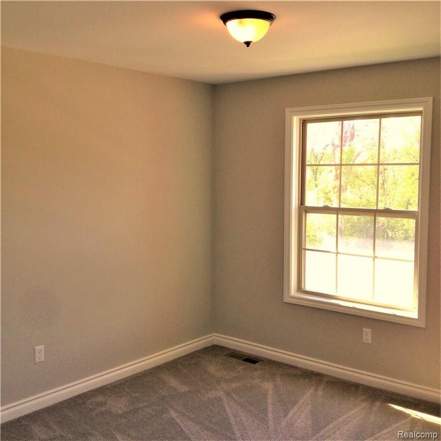 5622 Fox Ridge Drive Clarkston, MI 48348 - Photo 26 of 57 IMG_3459.JPG