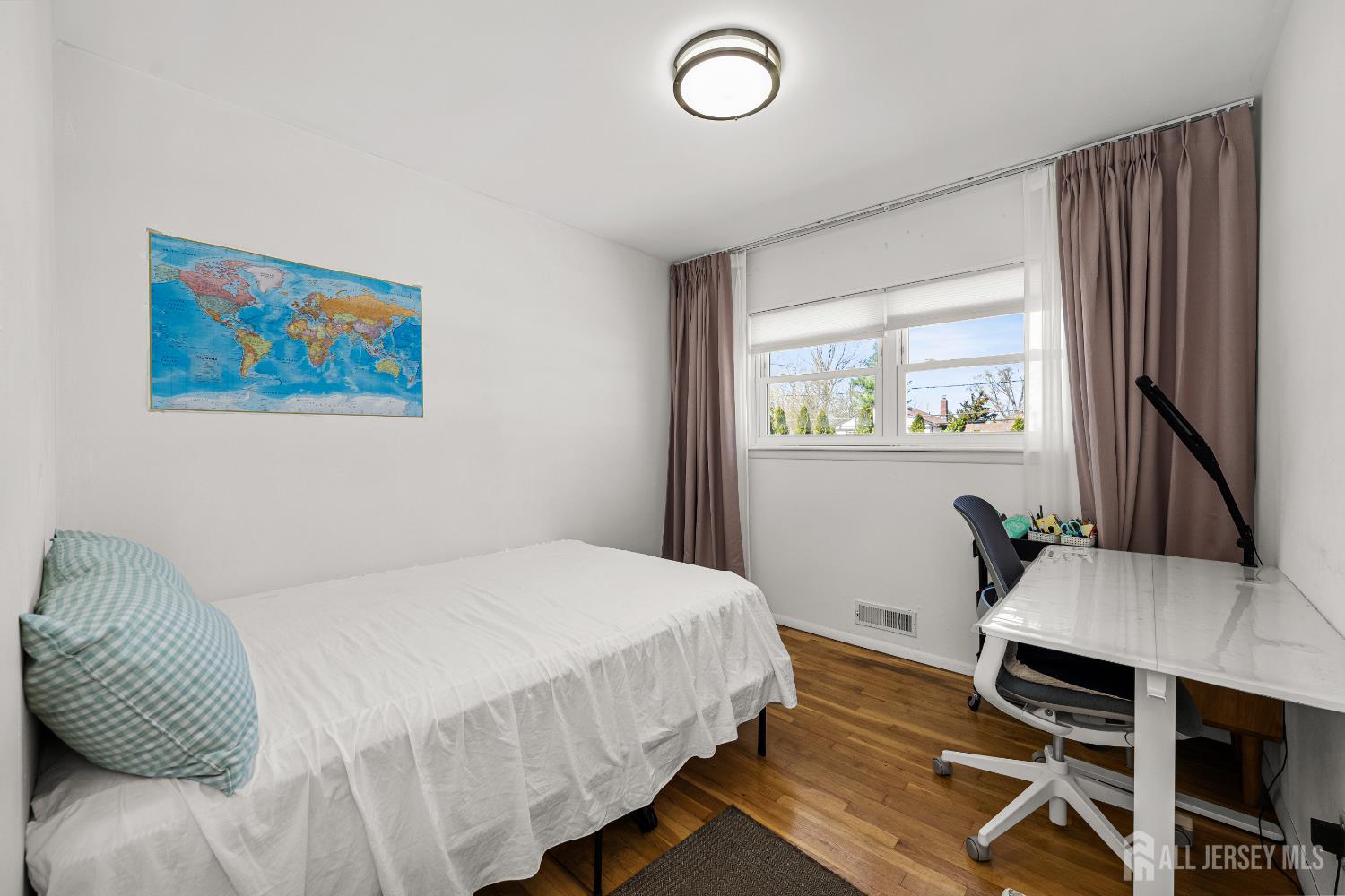 6 Chalmers Road East Brunswick, NJ 08816 - Photo 19 of 33