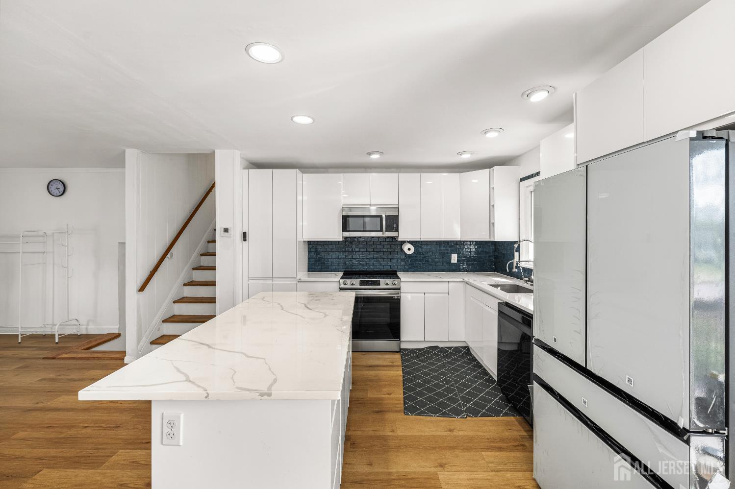 6 Chalmers Road East Brunswick, NJ 08816 - Photo 10 of 33