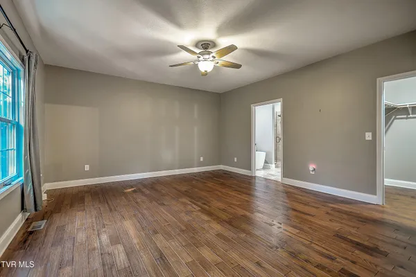 $549,900 | 249 Oak View Circle, Bristol, TN 37620