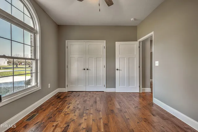 $575,000 | 249 Oak View Circle, Bristol, TN 37620