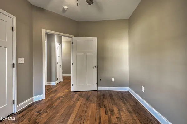 $549,900 | 249 Oak View Circle, Bristol, TN 37620