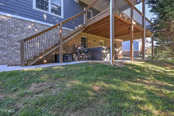 $549,900 | 249 Oak View Circle, Bristol, TN 37620