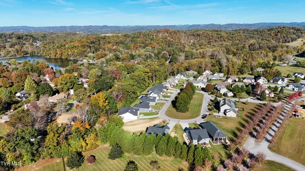 $549,900 | 249 Oak View Circle, Bristol, TN 37620