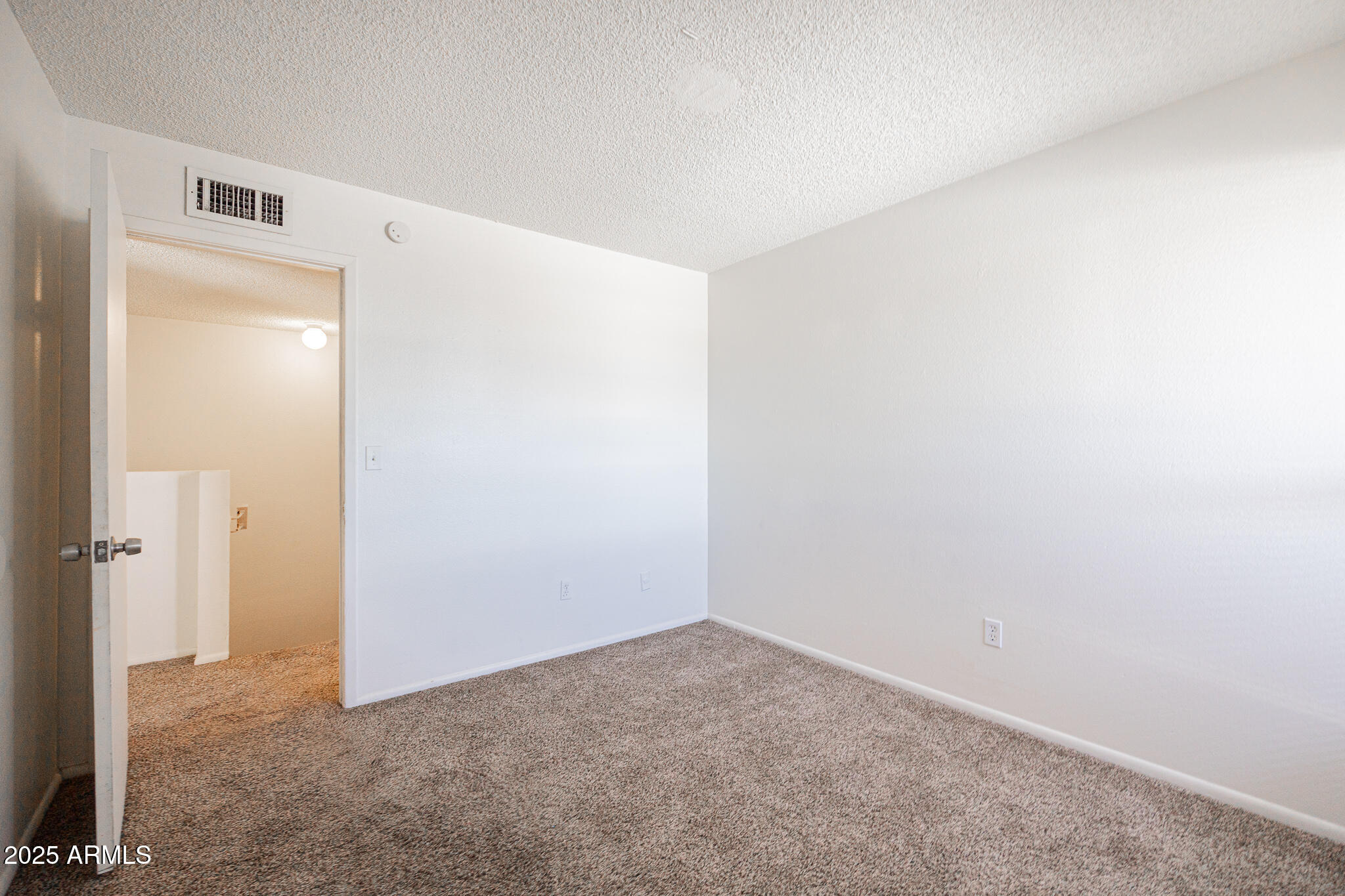2802 North 43rd Avenue, Unit B Phoenix, AZ 85009 - Photo 14 of 18
