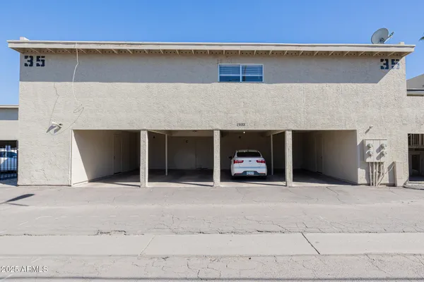 $1,050 | 2802 North 43rd Avenue, Unit B, Phoenix, AZ 85009