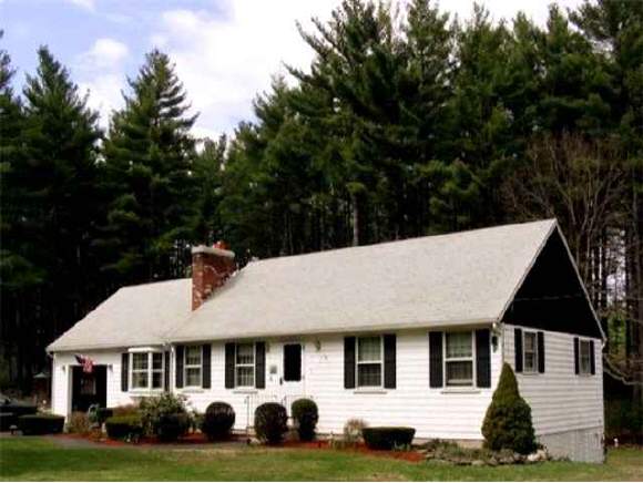 31 Kendall Pond Road Londonderry, NH 03053 - Photo 1 of 9 Gallery Image 1