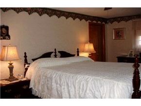 31 Kendall Pond Road Londonderry, NH 03053 - Photo 4 of 9 Gallery Image 4