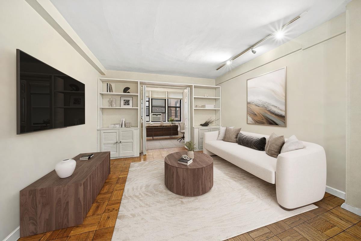 241 East 76th Street, Unit 5J Manhattan, NY 10021 - Photo 1 of 11 Living Room