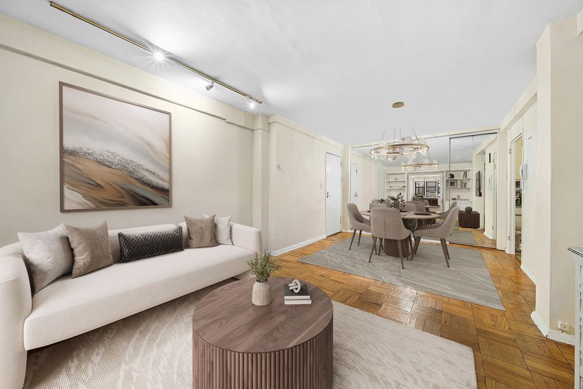 241 East 76th Street, Unit 5J Manhattan, NY 10021 - Photo 3 of 11 Dining Alcove