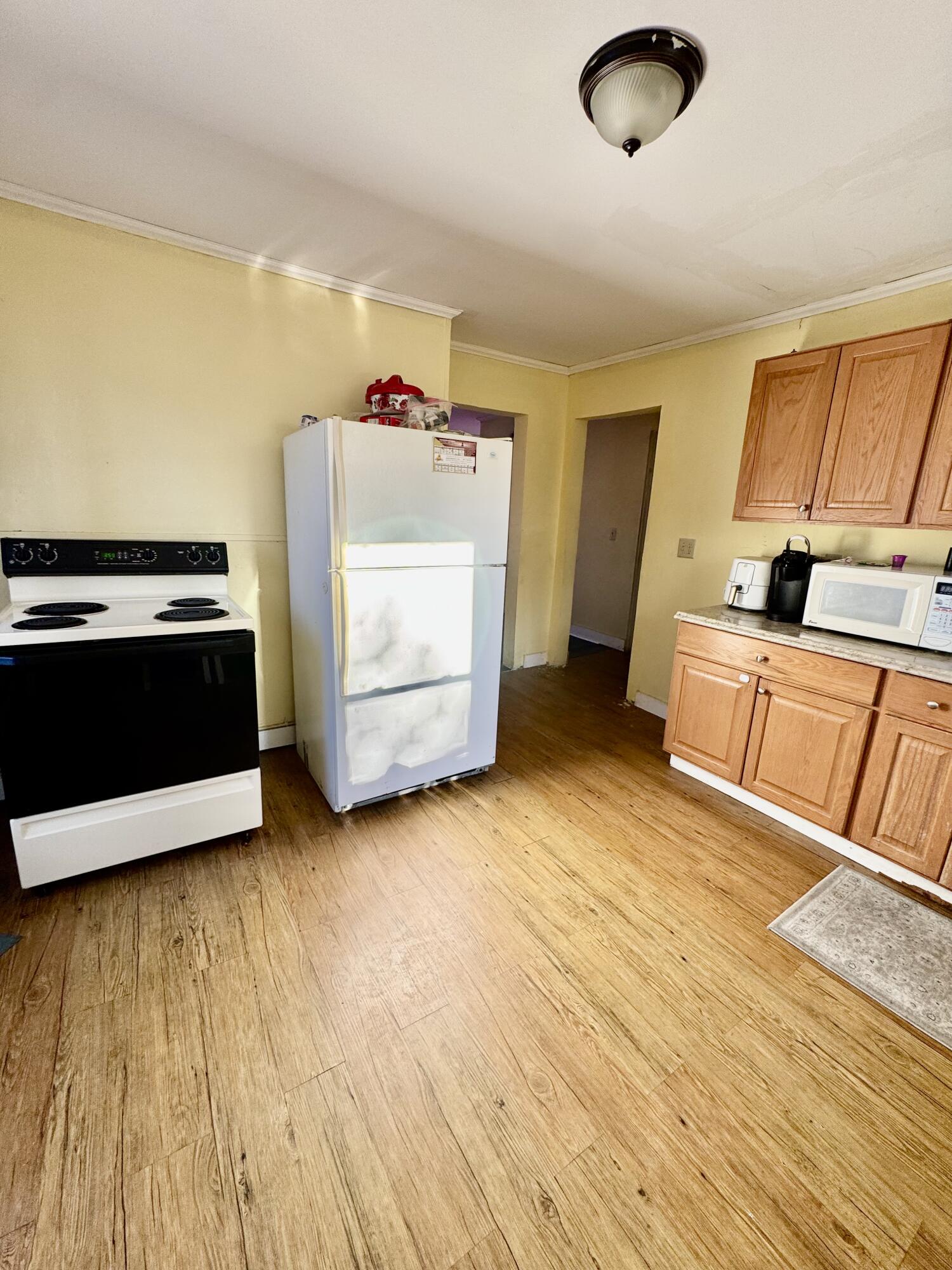 38 Brook Street Sanford, ME 04073 - Photo 21 of 32 Unit 2