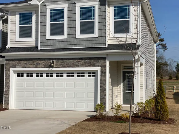 $2,000 | 760 Creekway Drive, Fuquay-Varina, NC 27526