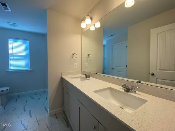 $2,000 | 760 Creekway Drive, Fuquay-Varina, NC 27526