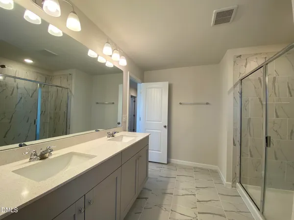 $2,000 | 760 Creekway Drive, Fuquay-Varina, NC 27526