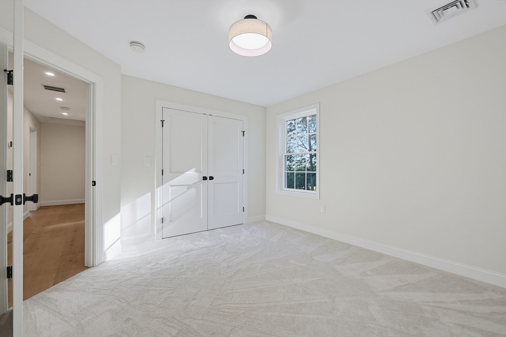 27 Woodside Road Spencer, MA 01562 - Photo 25 of 42