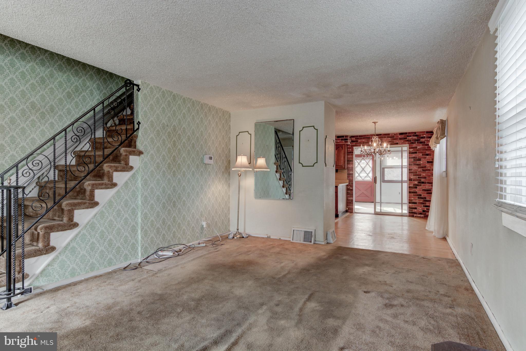 912 Grant Road Folcroft, PA 19032 - Photo 4 of 21