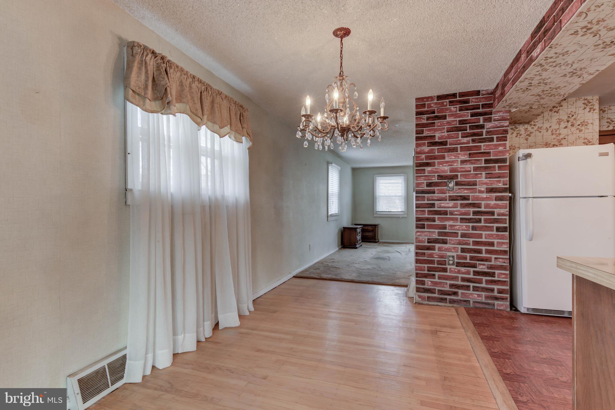 912 Grant Road Folcroft, PA 19032 - Photo 5 of 21