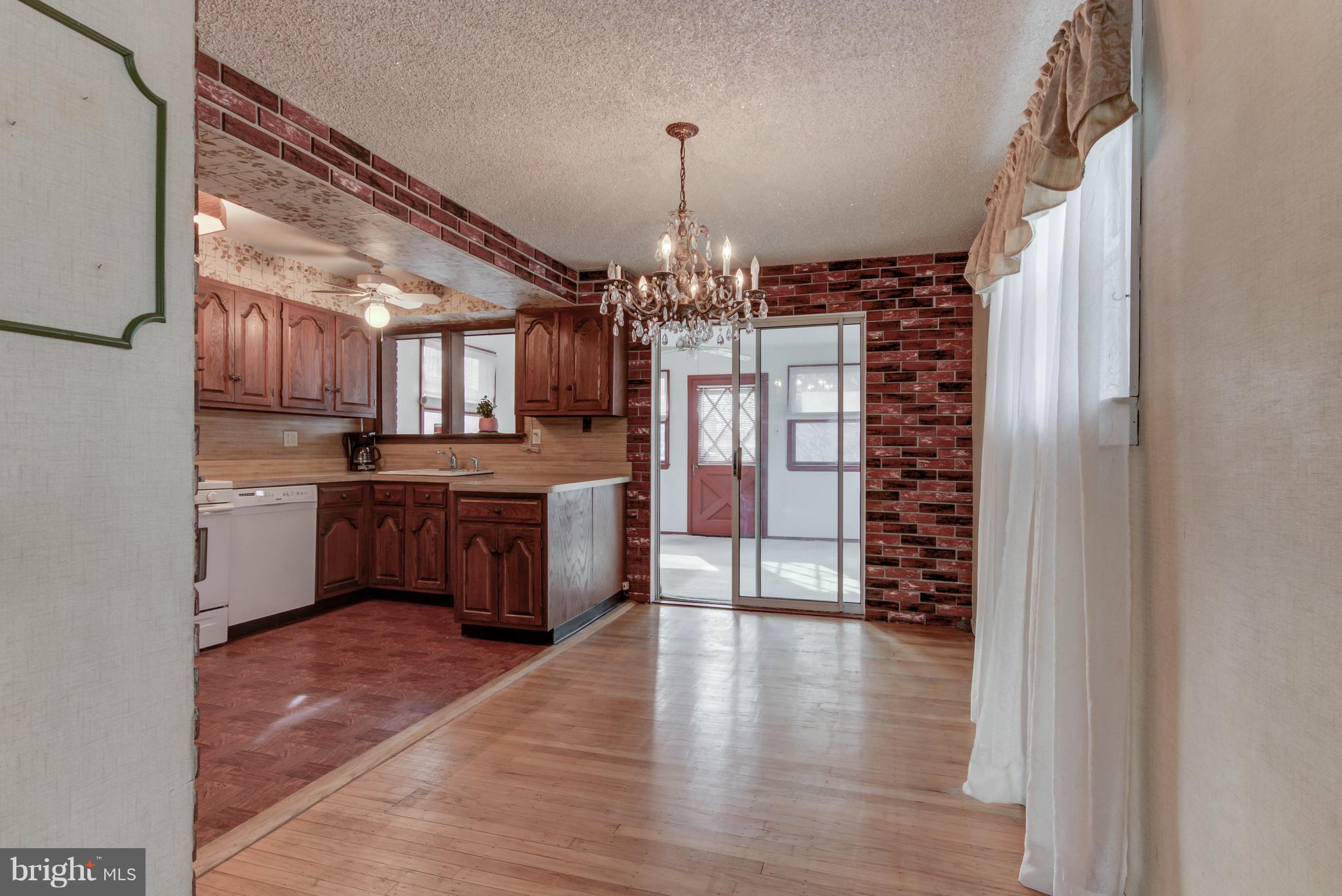 912 Grant Road Folcroft, PA 19032 - Photo 6 of 21