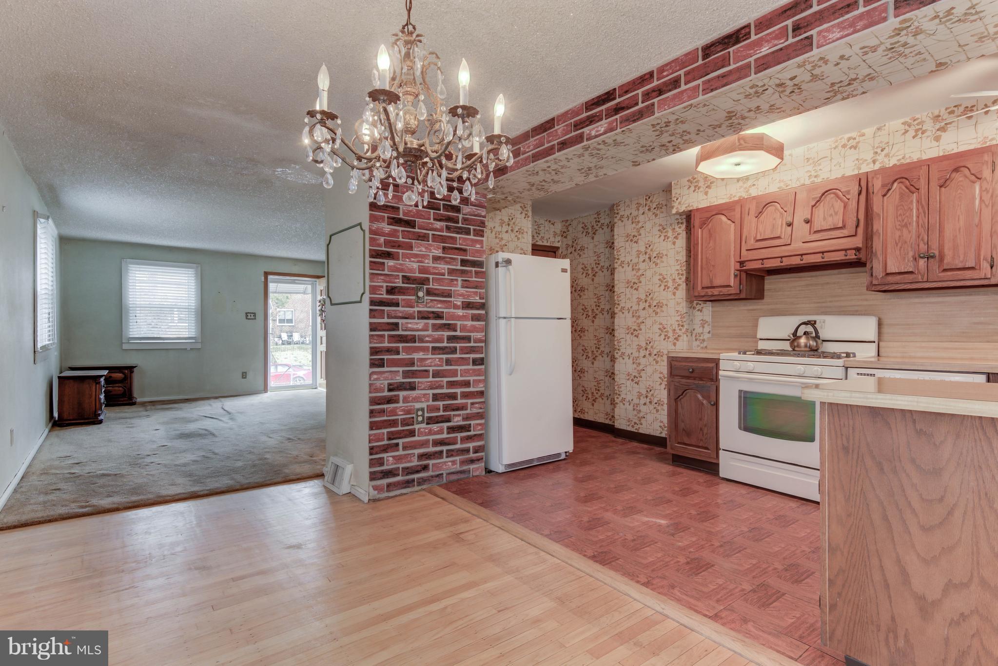 912 Grant Road Folcroft, PA 19032 - Photo 7 of 21