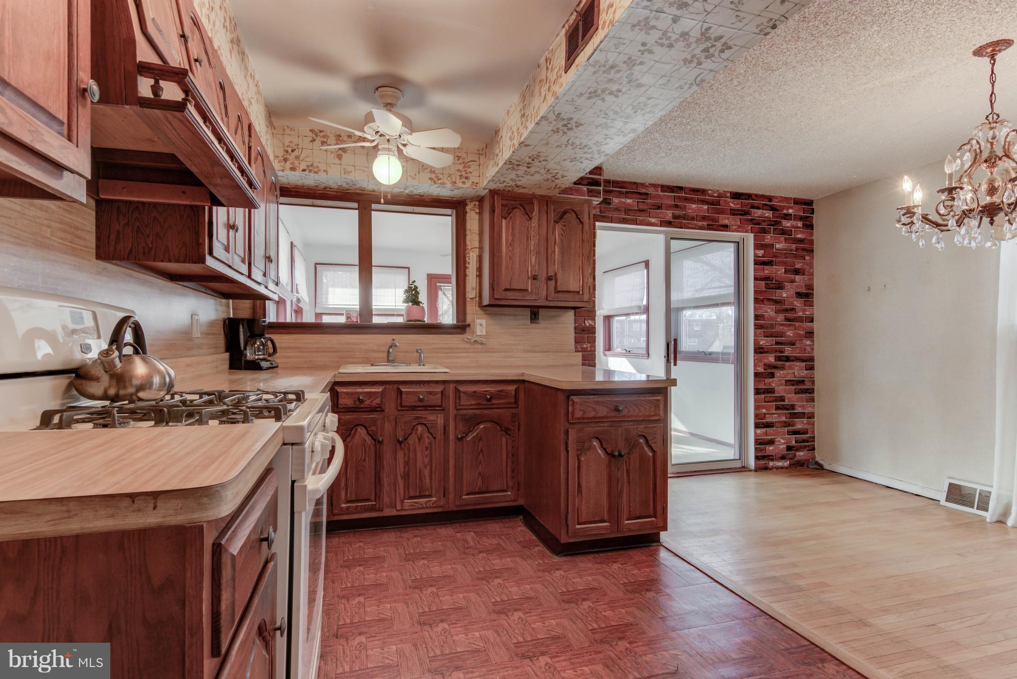 912 Grant Road Folcroft, PA 19032 - Photo 10 of 21