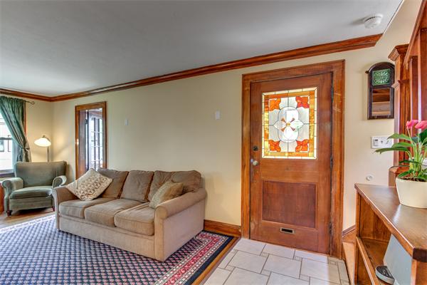 102 Fellsmere Road Malden, MA 02148 - Photo 8 of 30 Gallery Image 8