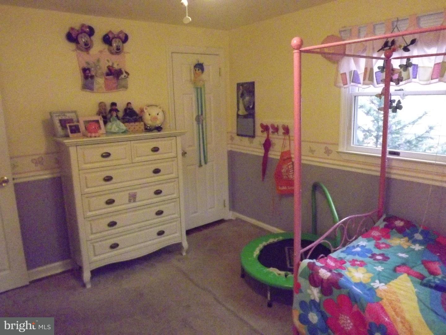 1238 Clyde Road Warminster, PA 18974 - Photo 16 of 25