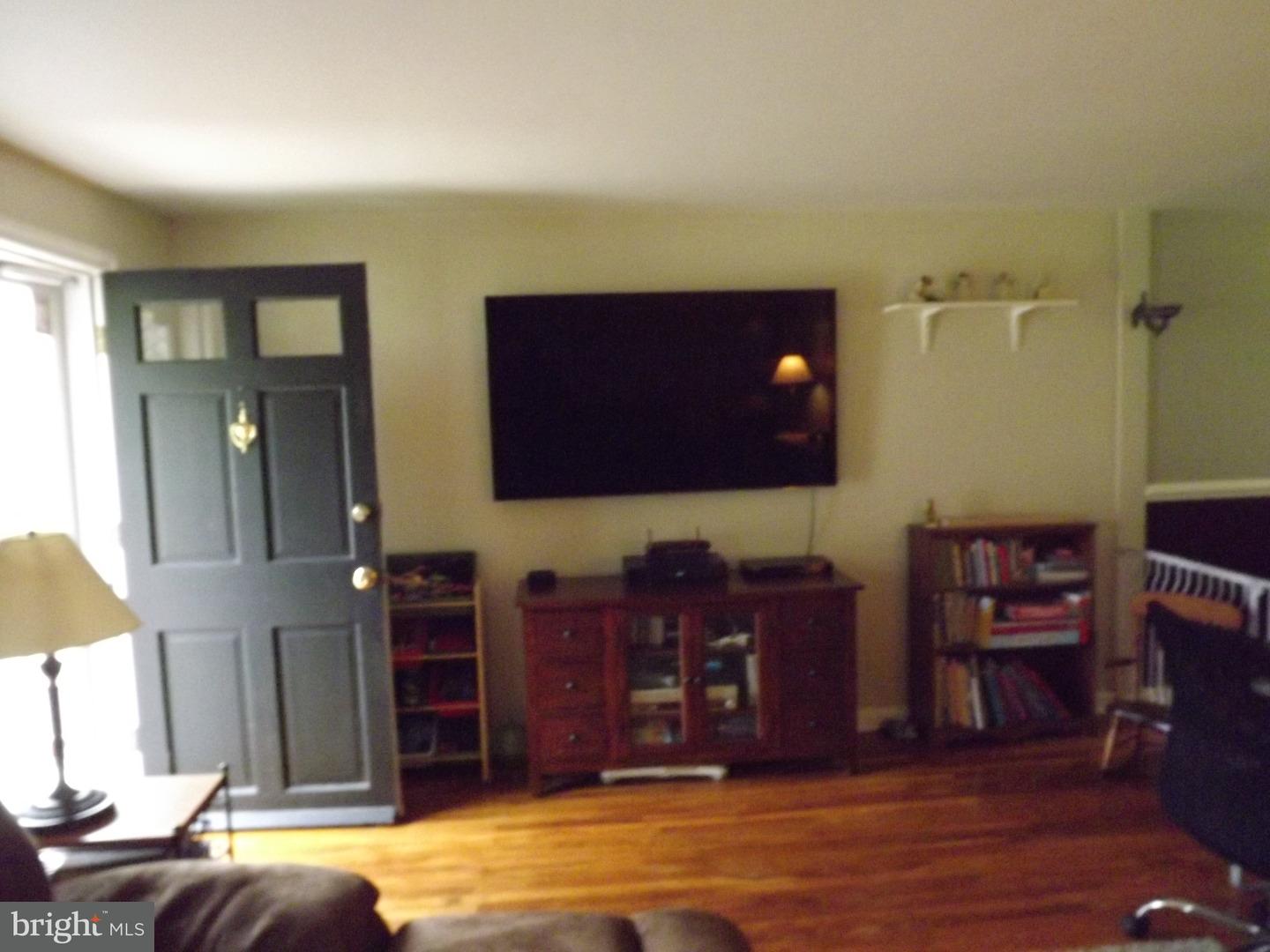 1238 Clyde Road Warminster, PA 18974 - Photo 4 of 25