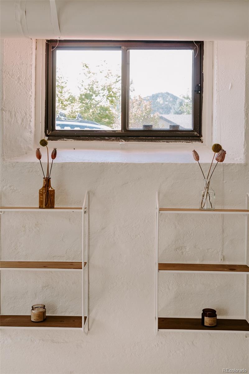 836 9th Street Boulder, CO 80302 - Photo 27 of 32 a view of a sink