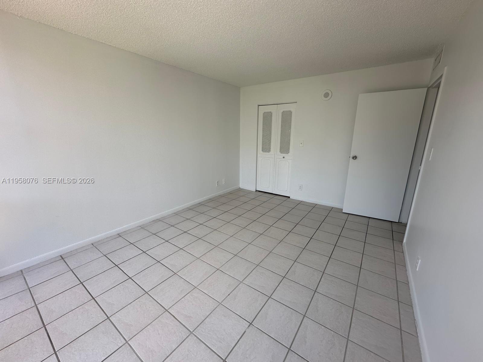 16919 North Bay Road, Unit 617 Sunny Isles Beach, FL 33160 - Photo 12 of 37 a view of an empty room