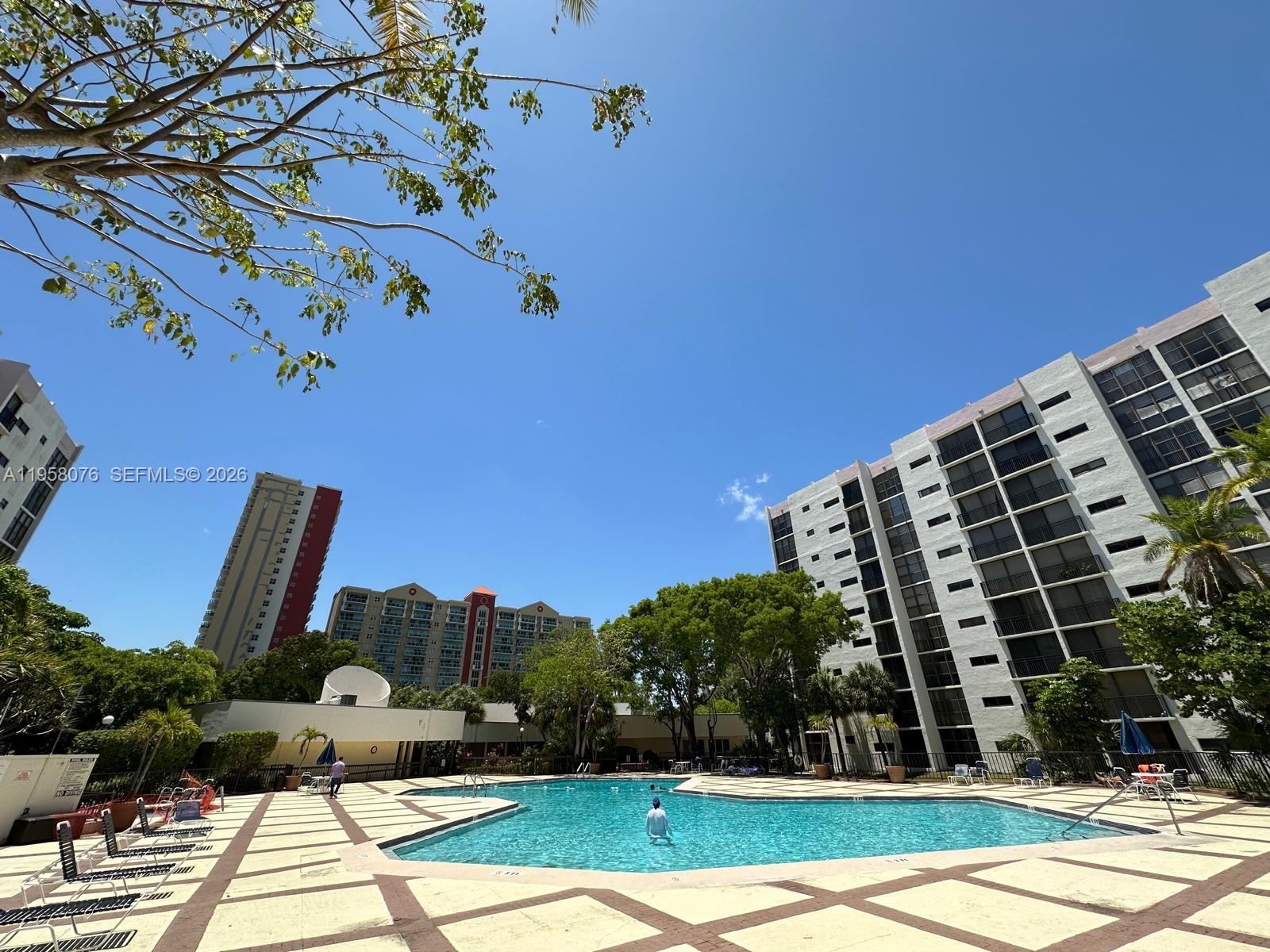 16919 North Bay Road, Unit 617 Sunny Isles Beach, FL 33160 - Photo 23 of 37