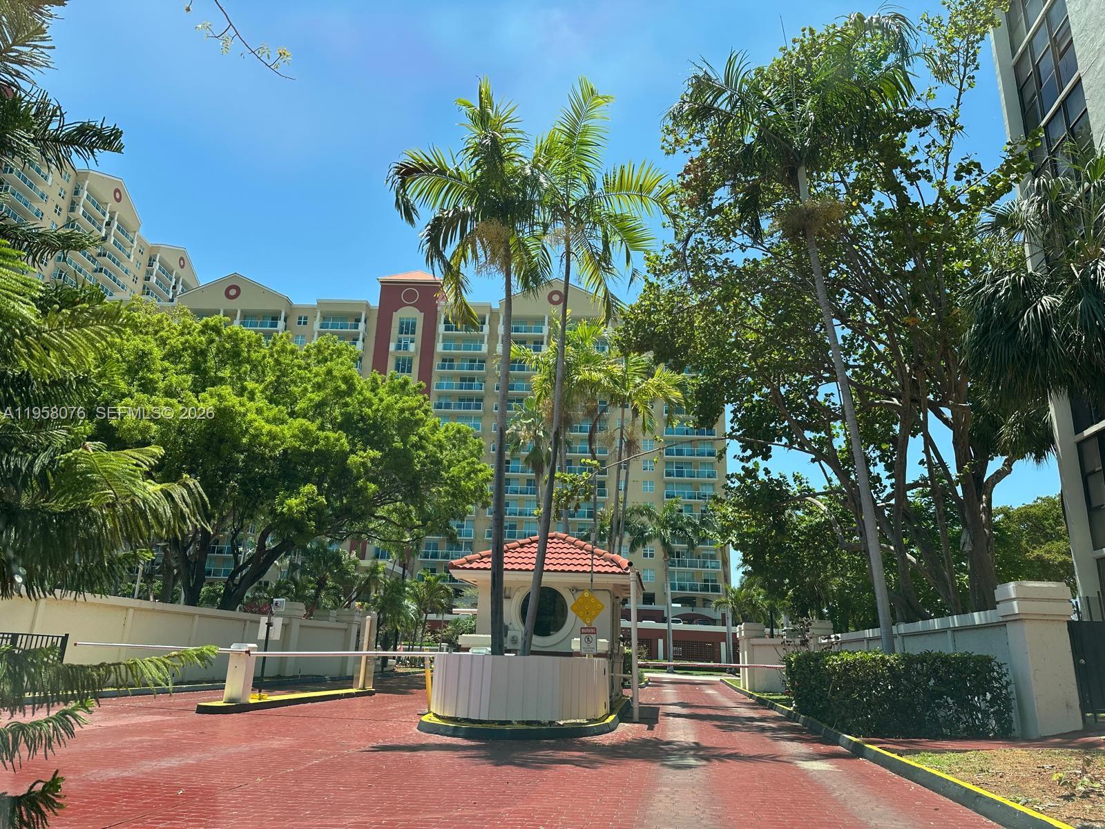 16919 North Bay Road, Unit 617 Sunny Isles Beach, FL 33160 - Photo 27 of 37 a view of a yard with plants and trees