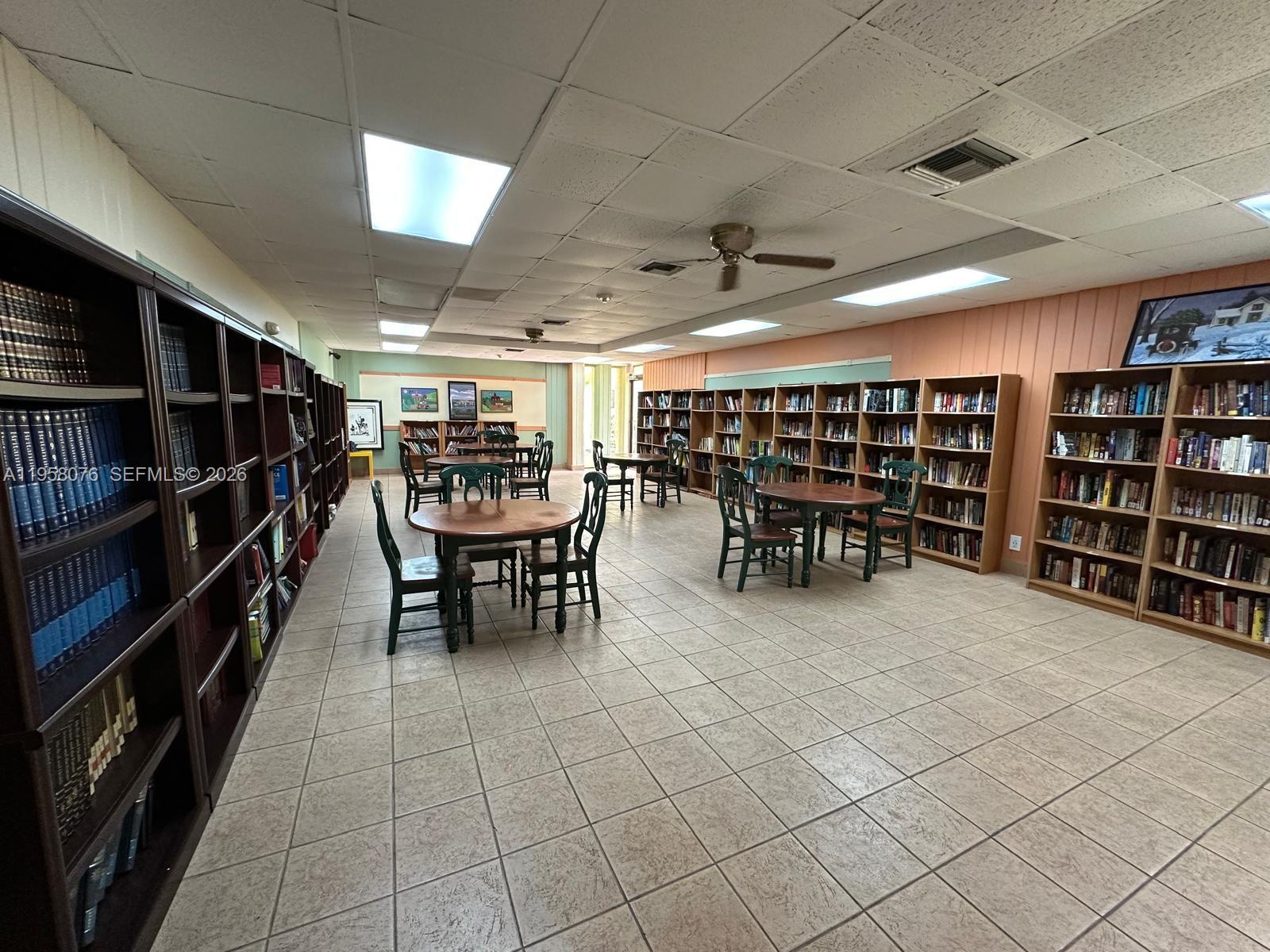 16919 North Bay Road, Unit 617 Sunny Isles Beach, FL 33160 - Photo 31 of 37 a dining room with furniture