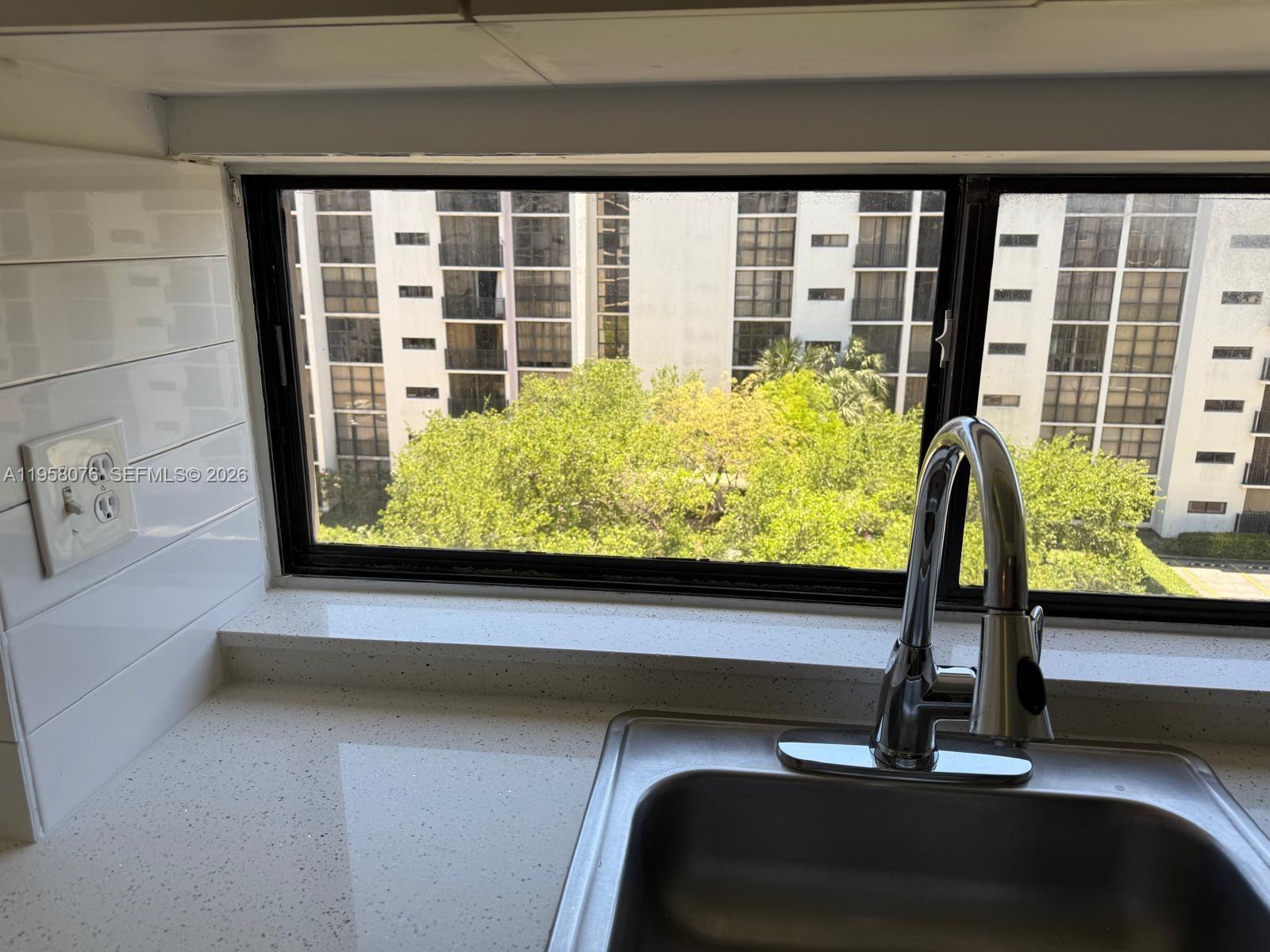 16919 North Bay Road, Unit 617 Sunny Isles Beach, FL 33160 - Photo 6 of 37