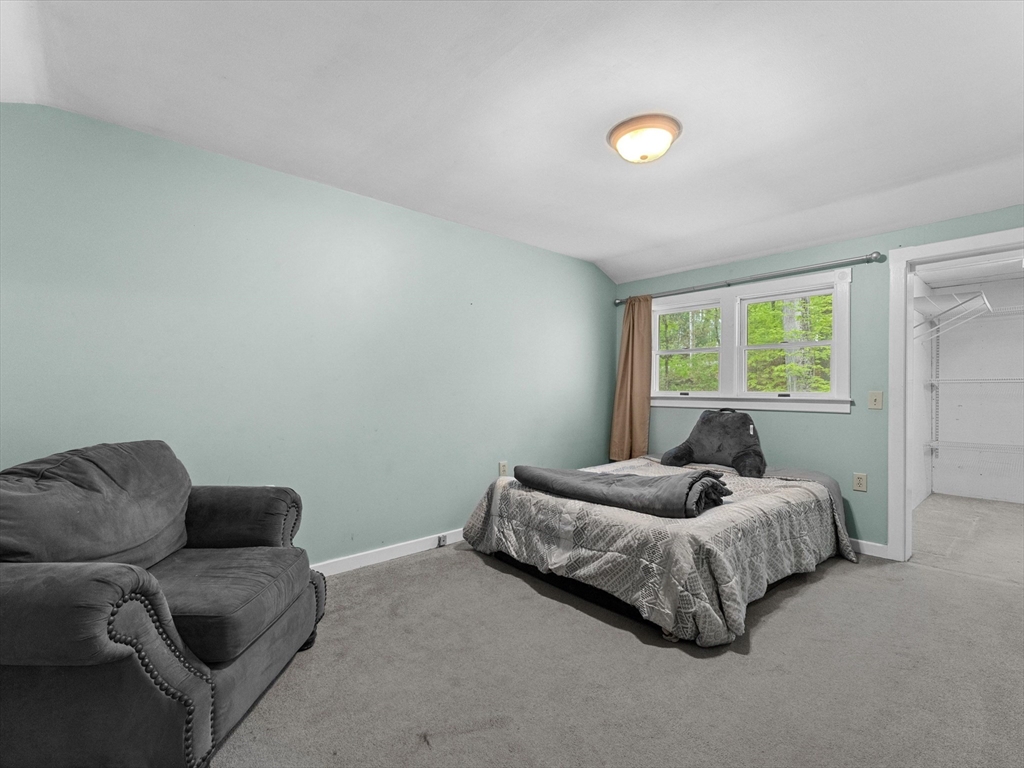 19 Cedar Road Shrewsbury, MA 01545 - Photo 18 of 42 Gallery Image 18