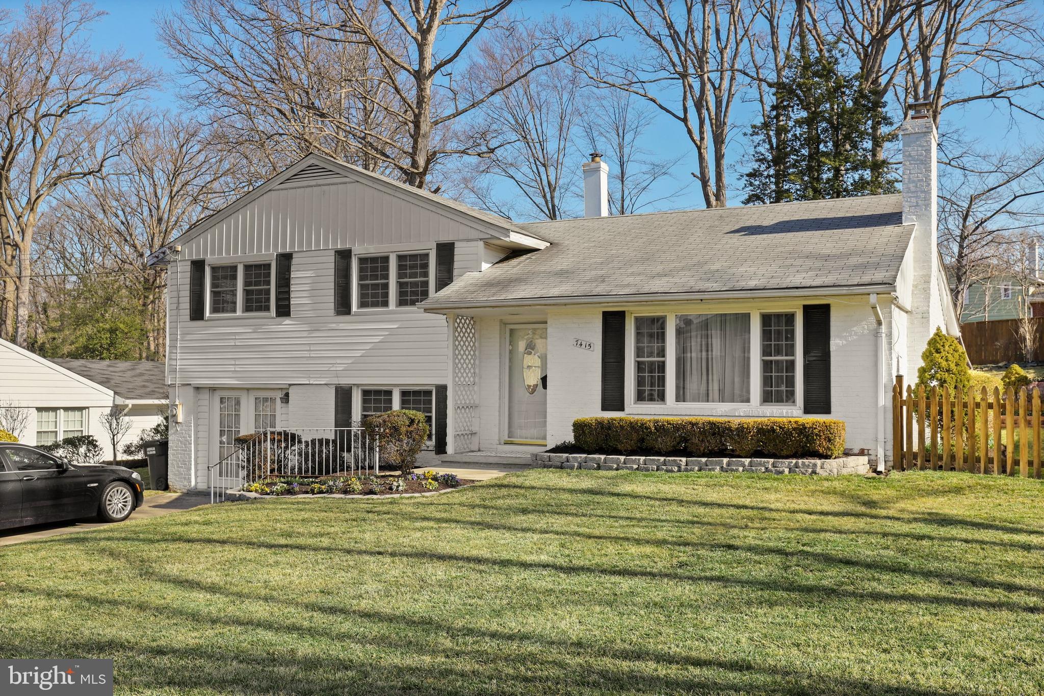 7415 Exmore Street Springfield, VA 22150 - Photo 2 of 38 Gallery Image 2