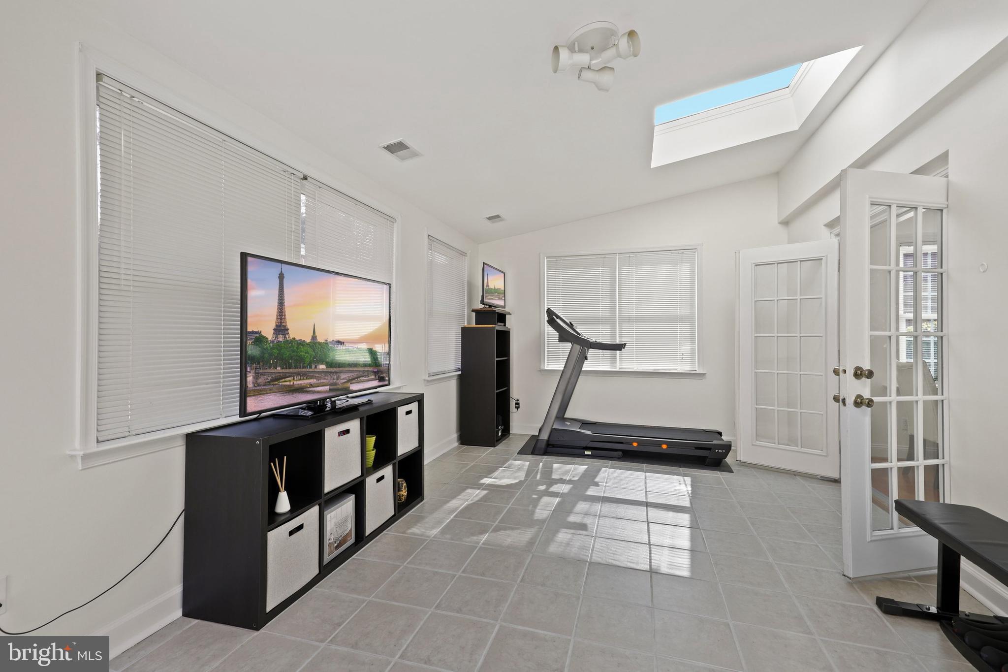 7415 Exmore Street Springfield, VA 22150 - Photo 18 of 38 Gallery Image 18