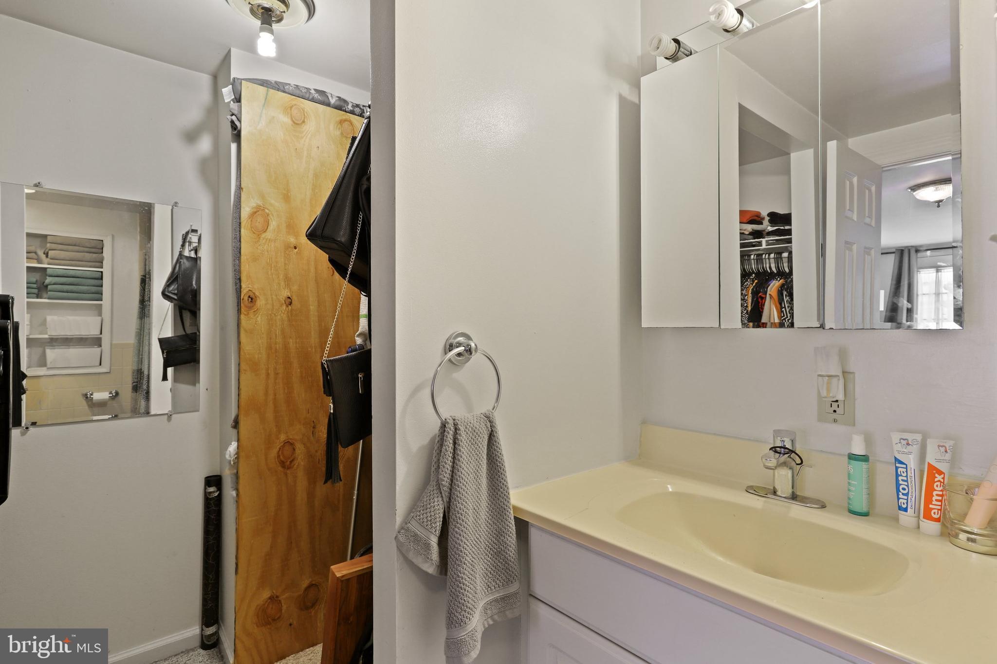 7415 Exmore Street Springfield, VA 22150 - Photo 20 of 38 Gallery Image 20