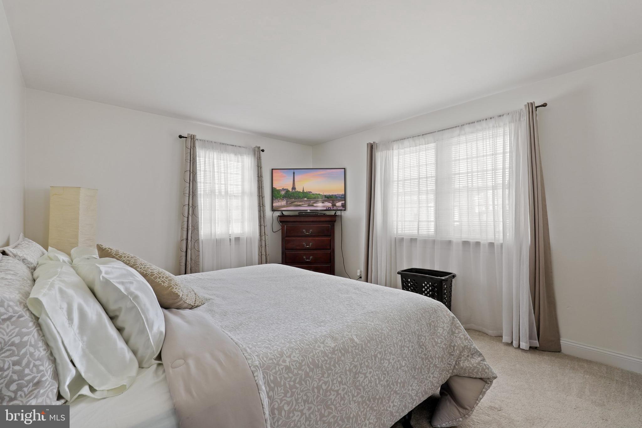 7415 Exmore Street Springfield, VA 22150 - Photo 29 of 38 Gallery Image 29