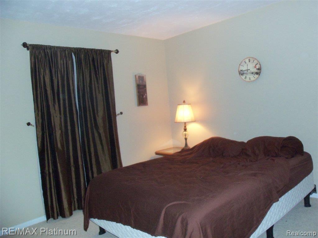 110 North Kellogg Road Howell, MI 48843 - Photo 11 of 16 Bedroom 3