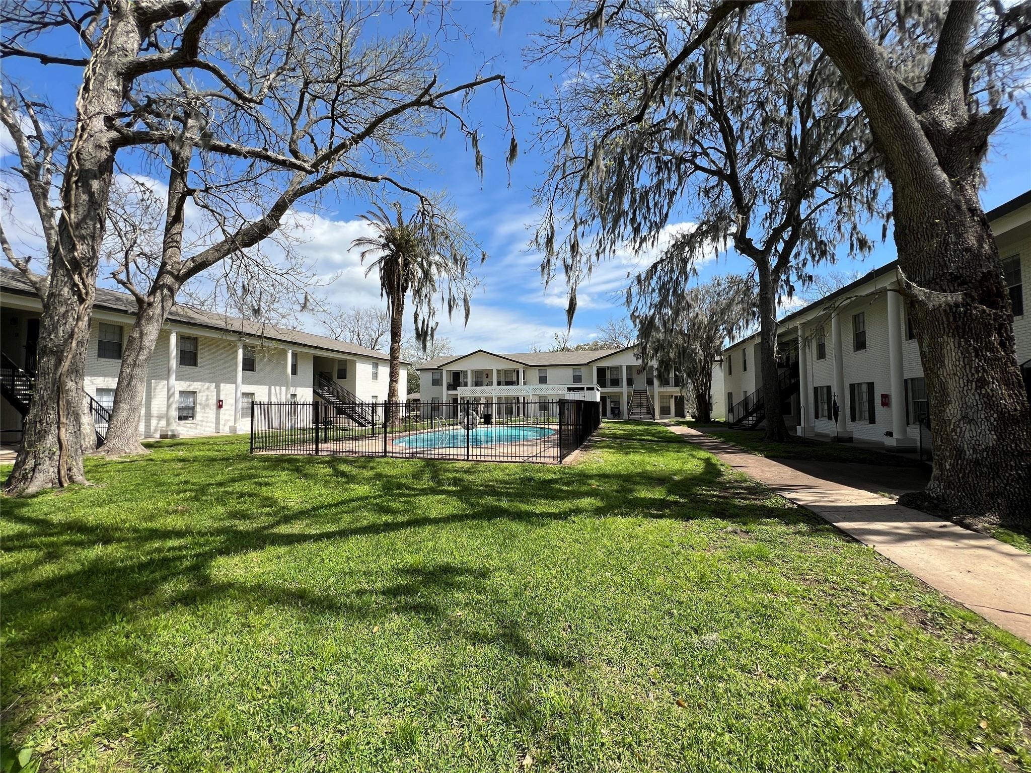 500 Willow Drive, Unit B2 Lake Jackson, TX 77566 - Photo 1 of 12