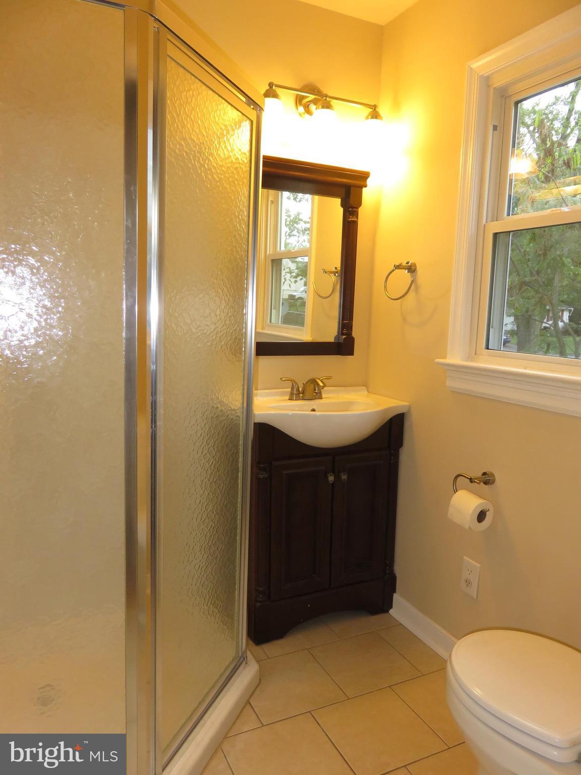 1424 Green Pasture Road Sandston, VA 23150 - Photo 3 of 20 Bath