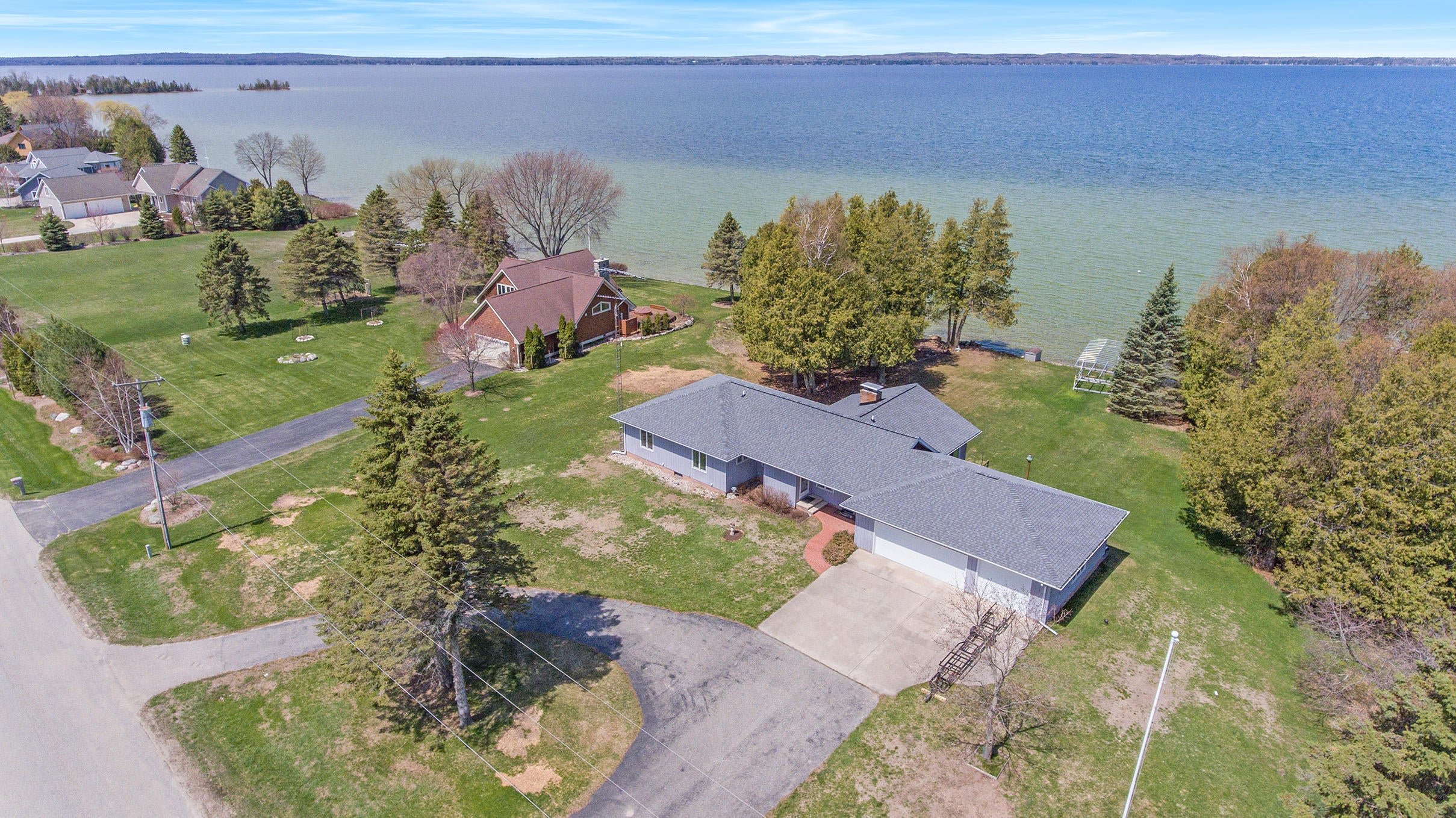 1069 Needle Pointe Drive Cheboygan, MI 49721 - Photo 2 of 24 Gallery Image 2