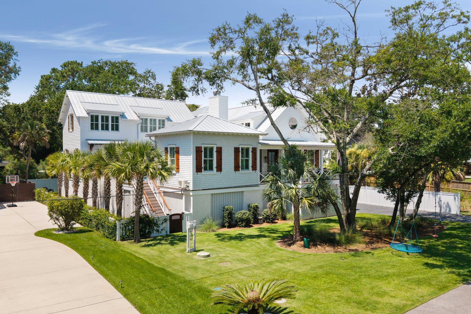 33 27th Avenue Isle of Palms, SC 29451 - Photo 10 of 88 10