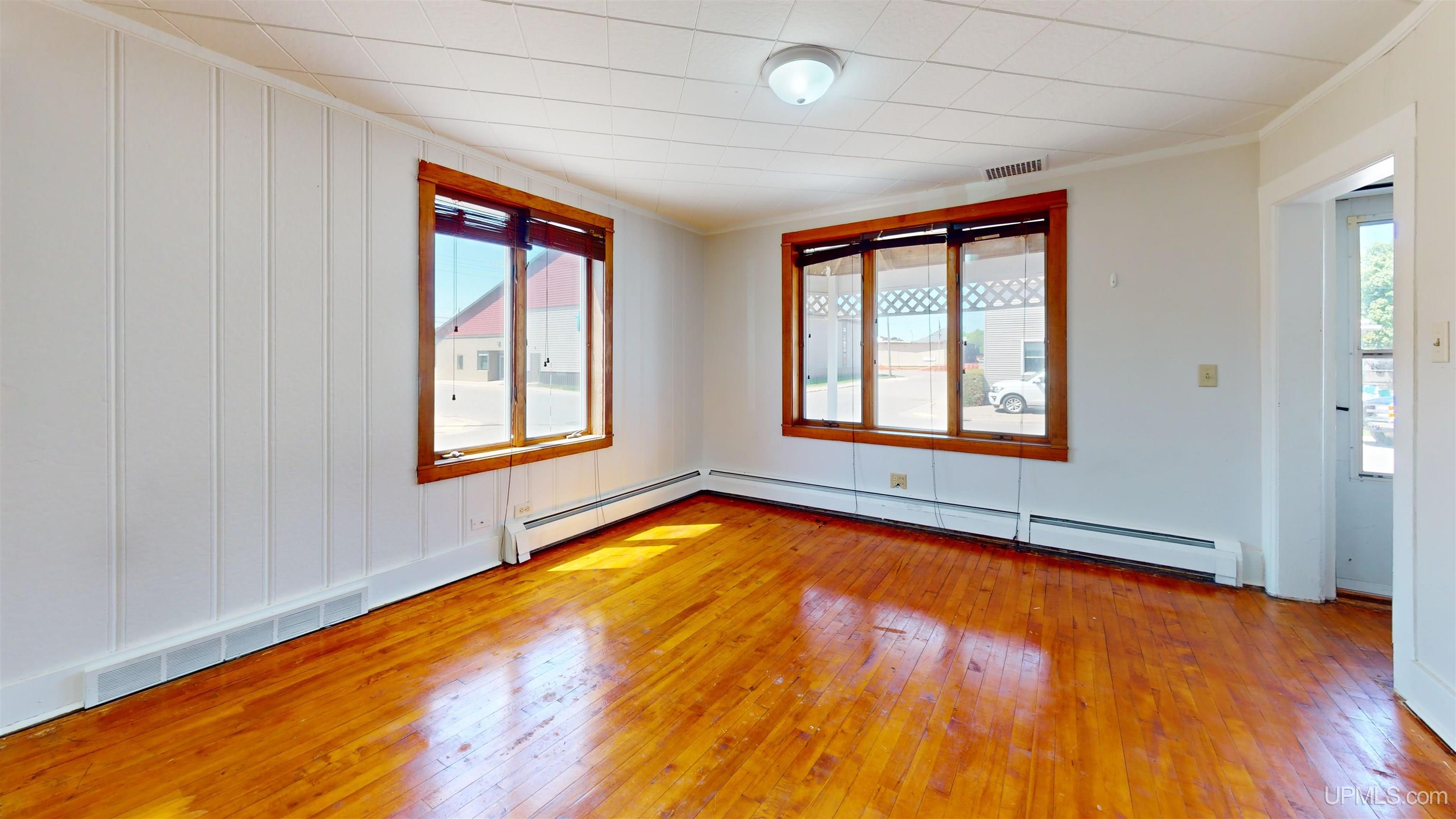 200 North 3rd Street Ishpeming, MI 49849 - Photo 4 of 46